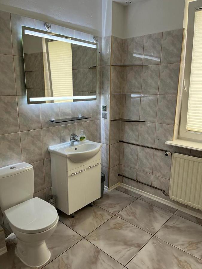 Mieszkanie Przy Deptaku Swinoujscie Exterior foto