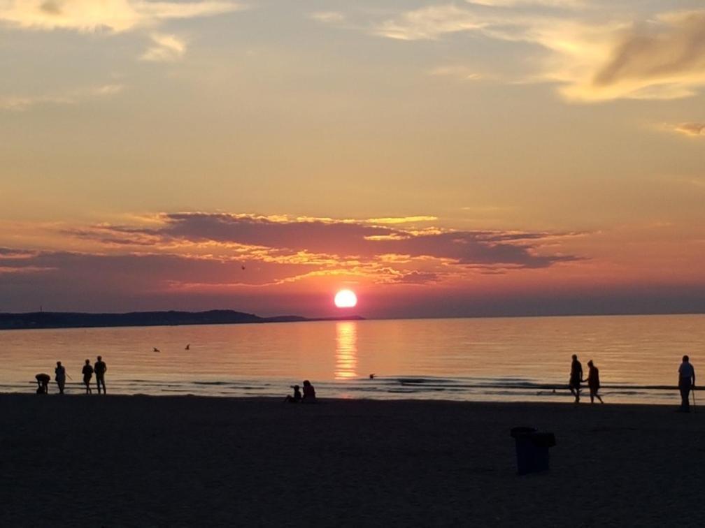Mieszkanie Przy Deptaku Swinoujscie Exterior foto